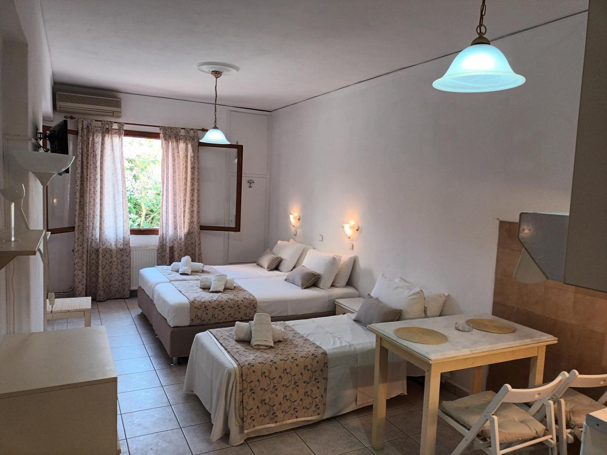 Argostoli Rooms Exterior foto
